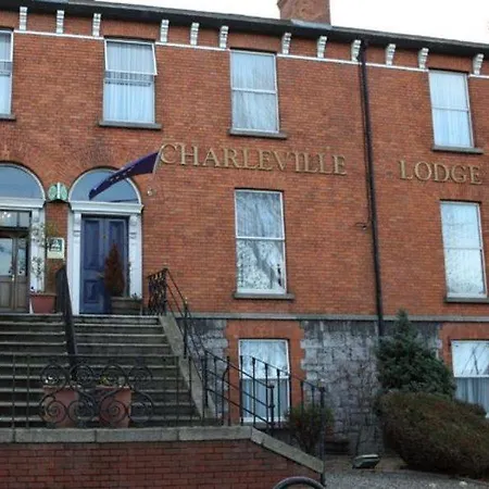 Hotell Charleville 3*