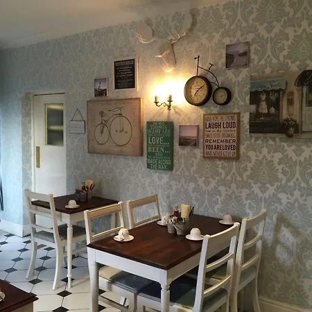 Szálloda Charleville 3*