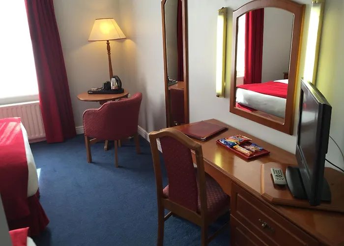 Charleville Hotel 3*